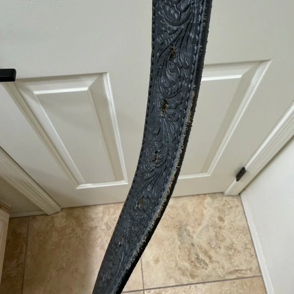 Tony Lama Black Leather Belt with Subtle Branding - Picture 4 of 9